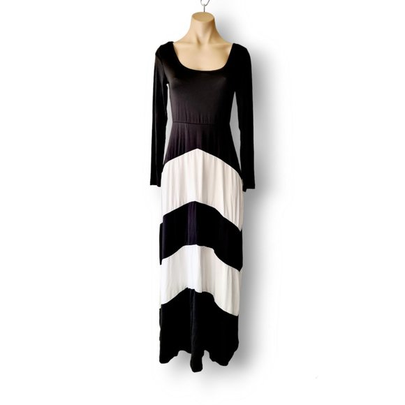 Black & white two-way, long-sleeve maxi dress One size fits AU 8, 10, 12, 14 NWT - Picture 6 of 8